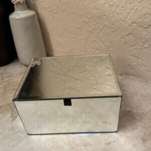 Tahari  Mirrored Jewelry Box